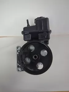 Power Steering Pump For Mercedes-Benz Sprinter 310, 313 ,316 Cdi 006 466 17 01 - Picture 1 of 11