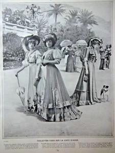 PHOTOGRAVURE 1907 TOILETTES VUES SUR LA COTE D'AZUR CRÊPE DE CHINE REDINGOTE - Foto 1 di 1