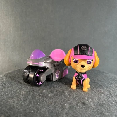 Lote de figuras y vehículos de ciclo Paw Patrol Mission Paw Skye Spin Master Foto 1 de 4