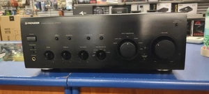 Amplificatore integrato Pioneer A-602 - Foto 1 di 6