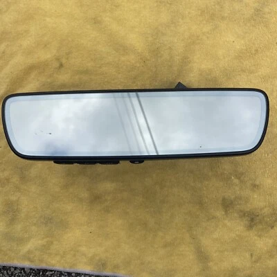 2017 - 2019 SUBARU LEGACY OUTBACK AUTO DIM REAR VIEW MIRROR HOMELINK LANE ASSIST - Image 1 of 4