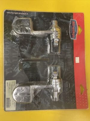 Par de estribos Kuryakyn sin clavija macho 8074 49-7111 DS-241108 NUEVO Foto 1 de 4