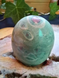 Rubin-Fuchsit Seifenstein  Handschmeichler  67 mm   Indien - Bild 1 von 3