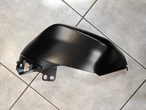 Yamaha Seitenverkleidung Rechts vom Tank - Picture 1 of 4