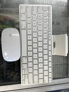 Apple iPad Keyboard Dock A1359 30-Pin & Mouse A1359 Bundle Not Tested - Picture 1 of 5
