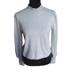 1. Suéter State XS gris con plumas de avestruz para mujer - Nuevo con etiquetas - Imagen 1 de 9