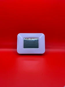 Honeywell 7-Day Programmable Thermostat (RTH8500D) - Picture 1 of 6