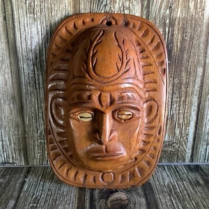 WOODEN CARVED MASK - SMALL DISPLAY ISLANDER CARVING SHELL EYES - Picture 1 of 5