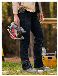 WOMEN'S WRANGLER® RIGGS WORKWEAR® RIPSTOP RANGER CARGO PANT IN BLACK/14x30 - Picture 1 of 5