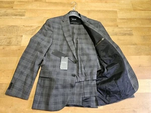 HUGO BOSS size 40 R grey plaid suit 2 piece RECENT MAKE Phoenix wool suit $795 - Picture 1 of 10