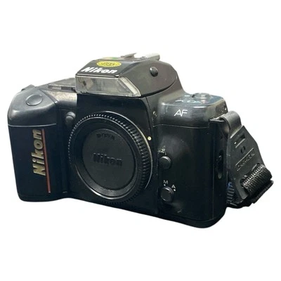 Cámara fotográfica Nikon N4004 35 mm SLR probada y funcionando Foto 1 de 4
