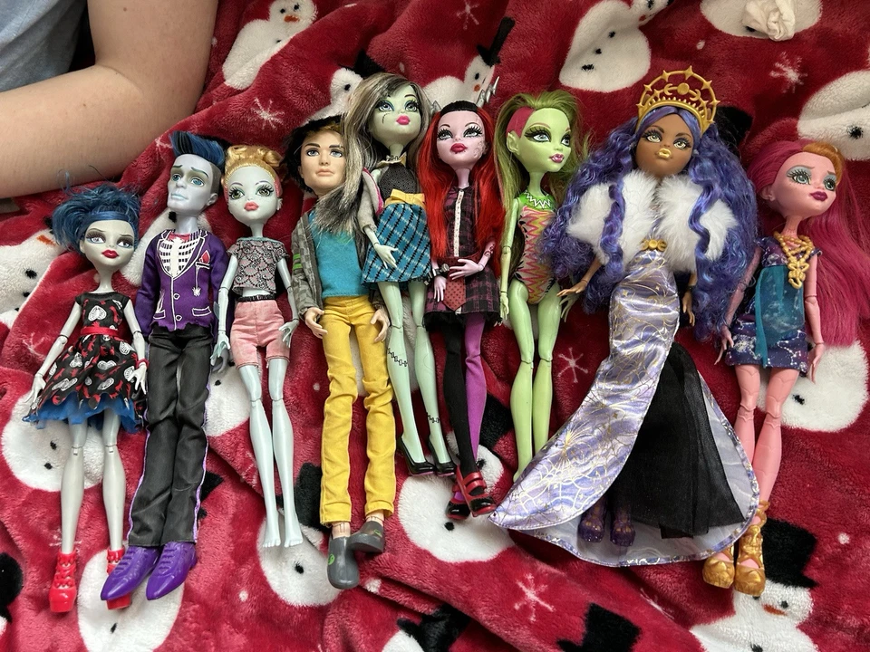 Monster High bundle - Image 1 of 4