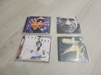 The CURE CD 4 LOT Greatest Hits Head Door Standing Beach Foto 1 de 4