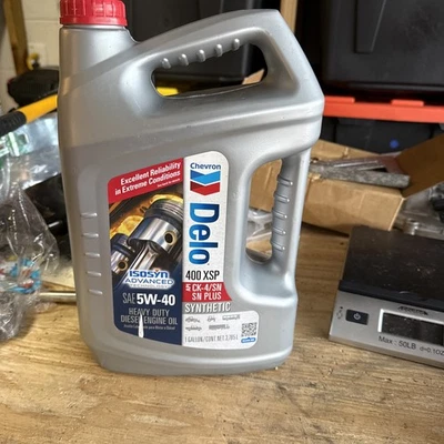 Aceite de motor diésel de alta resistencia Chevron Delo 400 XSP sintético 5W-40, 1 galón Foto 1 de 4