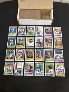 Juego completo de fútbol americano Topps 1983 1-396 casi nuevo-como nuevo Marcus Allen RC Joe Montana *5 - Imagen 1 de 24