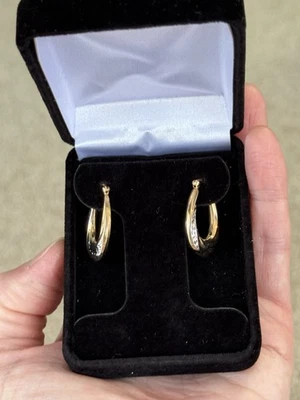 Two Toned 14k Solid Gold Twisted Hoop Earrings New In Box 2.5 Grams - Image 1 of 4