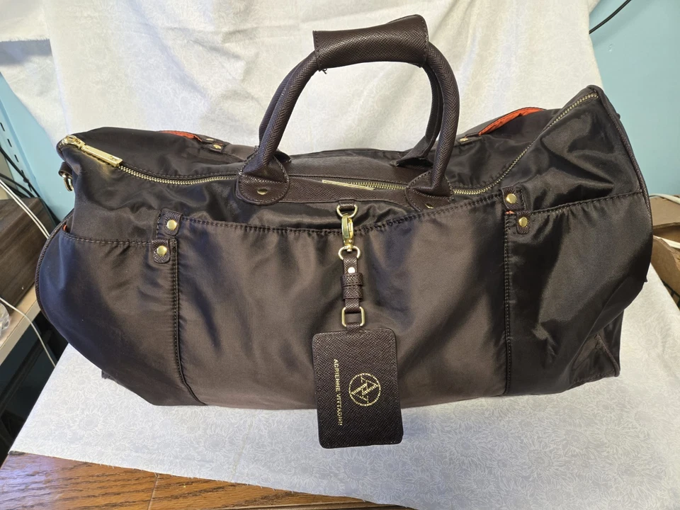 Bolso de viaje grande Adrienne Vittadini marrón de nailon Foto 1 de 3
