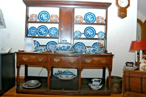 REDUCED! ANTIQUE 18TH CENT. WELSH OAK CUPBOARD/DRESSER/SIDE BOARD/BUFFET W/RACK - Picture 1 of 8
