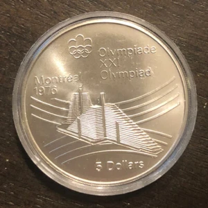 CANADA 1976 OLYMPIC $5 Five SILVER COIN Montreal XXI Olympiad Games Village Enc - Picture 1 of 4