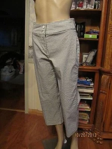 NICE "CHICO'S" WASHABLE GREEN PLAID CROP PANTS-SIZE 0 (28" X 22 1/2") - Picture 1 of 11