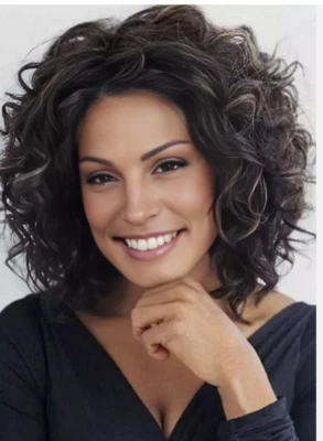 Oprah Winfrey Elegante Bob Parte Central Pelo Sintético Desordenado Rizado Encaje Frontal Pelucas Foto 1 de 4