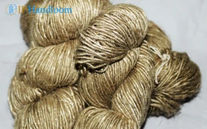 100% filato di seta filato a mano Muga dorato all'uncinetto - 1 kg peso esclusivo DK - Foto 1 di 5