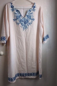 Beige Dress With Blue Flowers Size XXL Knee Lenght - Picture 1 of 6