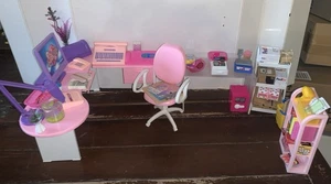 Muñeca Barbie Talla ~ Oficina de Correos y Accesorios - Imagen 1 de 4