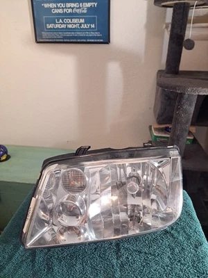 Conjunto de faros halógenos para VW Jetta MK4 1999 2005 00 01 02 03 04  Foto 1 de 4