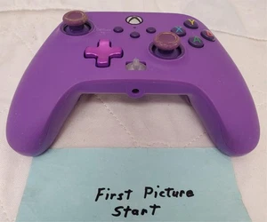PowerA 1521747-01 Controller cablato viola per Xbox - Foto 1 di 7
