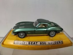 CHEVROLET CORVETTE STING RAY 1:43 PILEN CAJA ROTA - Foto 1 di 8