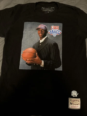 Men's Mitchell & Ness Tracy McGrady Toronto Raptors draft T-Shirt Size Medium Cover