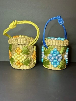 Cesta/bolsa vintage feita nas Filipinas com alça e lindamente decorada - Imagem 1 de 4