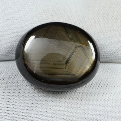 38.15 ct  NATURAL BLACK STAR SAPPHIRE THAILAND Cabochon C Vdo 0410  BX1 - Image 1 of 3