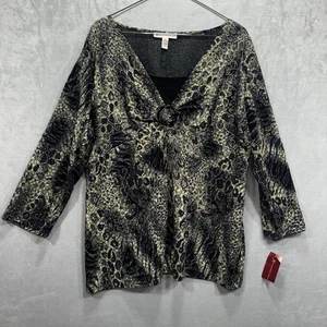 J M Collection Blouse Size 1X Misted Animal Print NWT 2/4 Sleeve Length V Neck - Picture 1 of 11