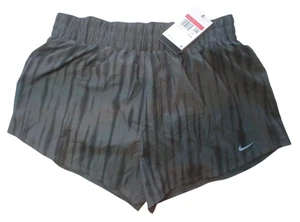 Pantalones Cortos de Entrenamiento Nike Para Mujer Grandes Negros Gris Dri-FIT Ligeros FZ6955-060 Nuevos - Imagen 1 de 3
