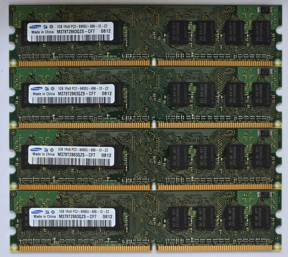 Samsung M378T2863QZS-CF7 4GB 4x1GB 1Rx8 PC2-6400U-666-12-ZZ DDR2-800 DIMM Module - Image 1 of 2