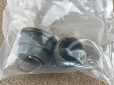 Amphenol Aerospace BCO 97-3106A-16S 850 96/32 Shell Assy - Image 1 of 3