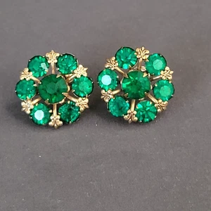 Damen Ohrringe goldfarben Blumenform grün Kristall facettiert Krappen Set - Bild 1 von 5