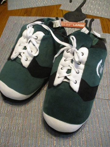 Forever Collectibles "SPARTANS" Polyester MSU Slippers ~ Size Large (11-12)  NEW Cover
