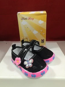 Little Berry Baby Toddler Girls Mary Jane Butterfly Sneakers Size 2 Pink Black - Picture 1 of 5