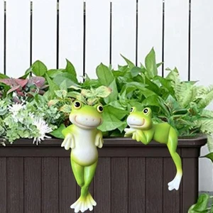 2Pcs Frog Statues Resin Sculptures Creative Lightweight Plant Decoration - Picture 1 of 6