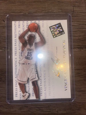 ¡Pase de prensa 1998 auténtico!  VINCE CARTER!  RC!  ¡TORONTO RAPTORS!  #4 Foto 1 de 2