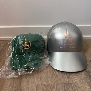 John Deere Vtg NWT Silver Tin Hat Protector w/ Sealed Adjustable Hat Green 2005 - Picture 1 of 10