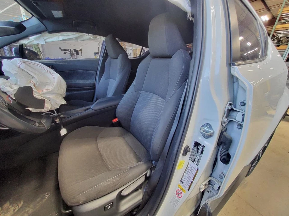 Driver Front Seat  Manual Cloth Turkey Built Fits 18 C-HR 431722 Foto 1 de 1