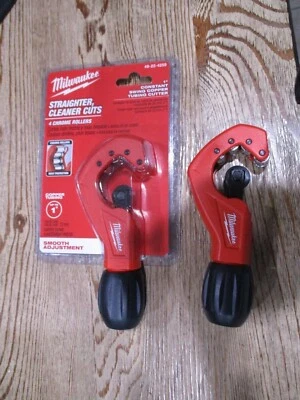 Milwaukee 1 in. Constant Swing Copper Tubing Cutter 48-22-4259 lot of 2  - Image 1 of 3