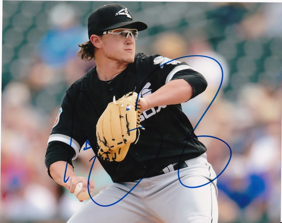 CARSON FULMER  CHICAGO WHITE SOX  ACTION SIGNED 8x10 - Image 1 of 1