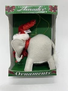 ANNALEE PUPPEN 2012 4 ZOLL GEMÜTLICHER GRAUER WEIHNACHTS-ELEFANTENSCHMUCK. NEU IM KARTON - Bild 1 von 3