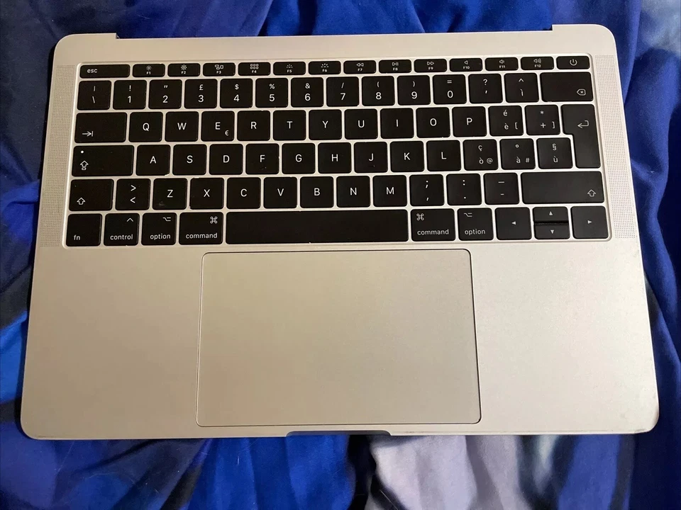 Apple Per Macbook Pro Retina 13” A1708 2978 2016 Tastiera IT Touchpad Argento A - Immagine 1 di 2
