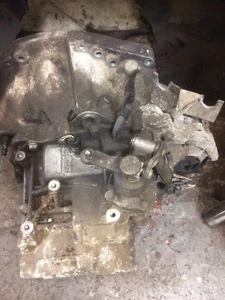 2004 Renault Megane 1.9 DCI 5speed Gearbox - Picture 1 of 2